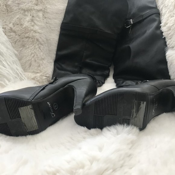 women over the knee heel boot - Picture 7 of 7